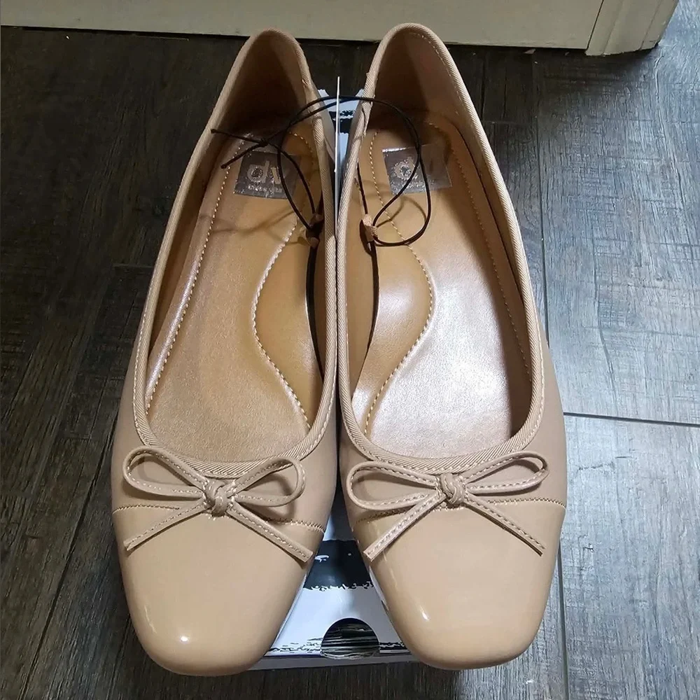 Dolce Vita Women's 9 Moxy Cafe Color Ballet Flats New In Box - Picture 3 of 8